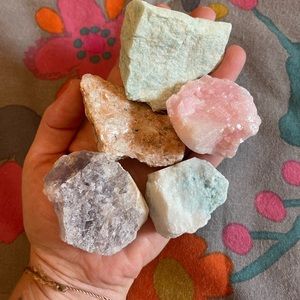 Raw crystal bundle